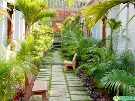 Tìm chốn bình yên trong khuôn viên xanh mát của khách sạn Đông Xuân Hồng Phú Quốc